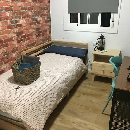Practical Room: Barcelona-fira-airport